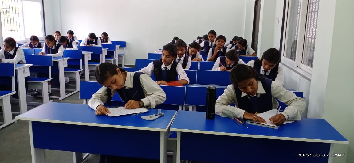RaipurSmartCity's tweet photo. #Clean_Air_for_Blue_Sky #InternationalDay #eassywriting #ClimateChange
प्रकृति श्रृंगार में मेरी भूमिका विषय पर जे.आर. दानी उत्कृष्ट कन्या शाला की छात्राओं ने लिखा निबंध, रायपुर नगर निगम और जे.आर. दानी स्कूल का संयुक्त आयोजन।
@RaipurDist @SchoolEduCgGov @EduMinOfIndia @moefcc https://t.co/SLUcvvG3mZ