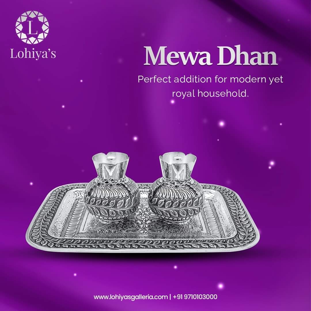 LohiyasG's tweet photo. We're well past the time of dynasties but everyone's a king in his/her life. Presenting the collection for people who love the Royal life.
#jaipur #silverartifacts #giftingideas #silvercoin #silver #silversmith #SilverArticles #mewadhan #silvercrockery https://t.co/yy1f3hXNRR