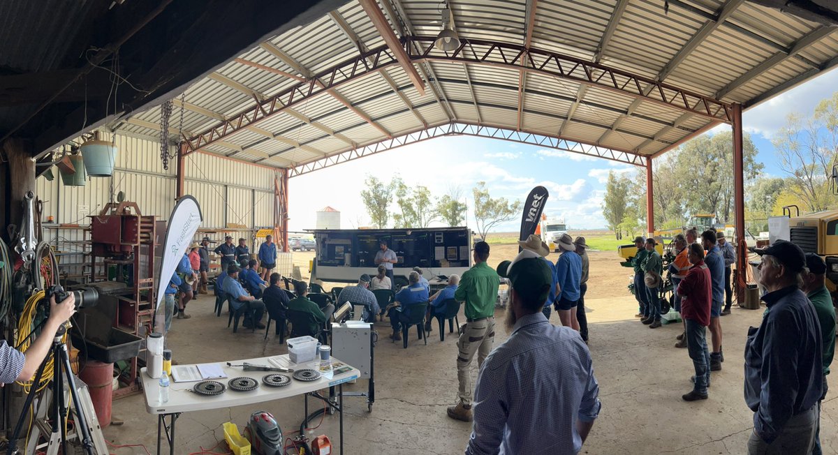 Some great information and knowledge shared at the #FastStart Cotton Planter Workshop at Jimbour with <a href="/SyngentaANZ/">Syngenta ANZ</a> and <a href="/csd_cotton/">CSD</a>. Great to check out the #ExactEmerge row units from <a href="/RDOequipmentAU/">RDO Equipment Australia</a>