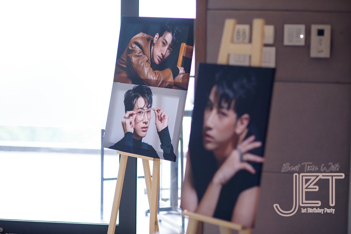 JetfamilySPB's tweet photo. Announcement 📣 

📸 รูปคู่มาแล้วจ้าาาาา

Click: https://t.co/tcO0g56rgY

#BestTimeWithJet 
#HappyJetDay24th 
#เจ็ทแลค https://t.co/hBA9lHH1hD