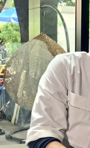 Binzartt's tweet photo. Dear @Kongthuppdc, I want a scene with them cuddling in that swing chair 😊💞 #MewSuppasit #WjMild #MewMild #PopBee #LoveMeAgain #ฟิตติ้งLoveMeAgain @msuppasit @wjmild https://t.co/WHH92b3sVH