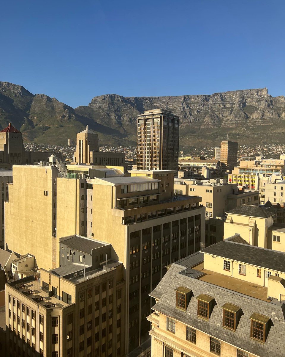 owaingwynedd's tweet photo. Bore da / good morning Cape Town.
Room with a view - Table Mountain
#capetown #tablemountain #tablemountainview #southafrica #rugby7s #capetownsouthafrica #worldcup #rugby #7srugby https://t.co/jIJZMKnuSJ