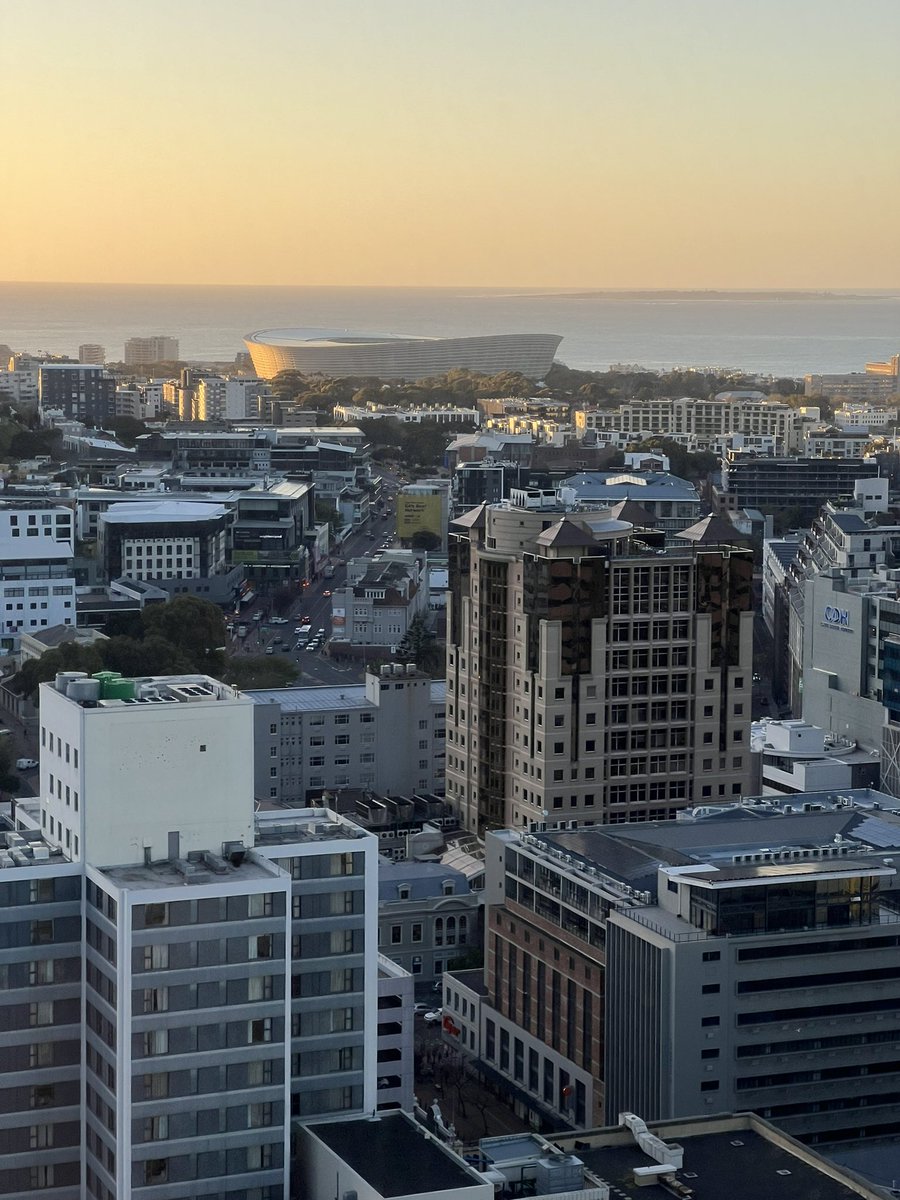owaingwynedd's tweet photo. Bore da / good morning Cape Town.
Room with a view - Table Mountain
#capetown #tablemountain #tablemountainview #southafrica #rugby7s #capetownsouthafrica #worldcup #rugby #7srugby https://t.co/jIJZMKnuSJ