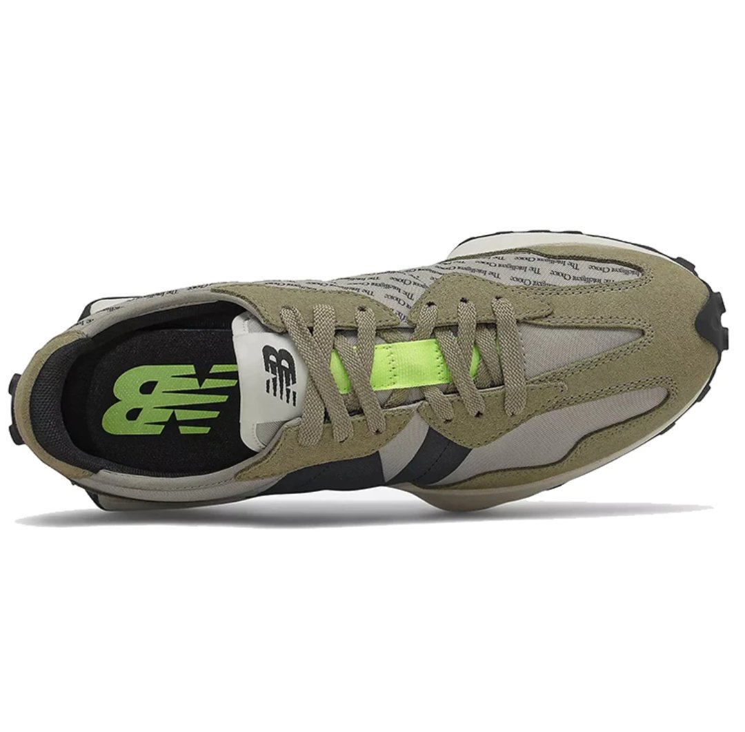 biantaibubble's tweet photo. New Balance 327 Aluminum Covert Green 这个配色配到我的心里了 https://t.co/aXE8a37x6L