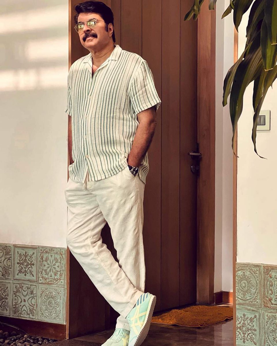 pinarayivijayan's tweet photo. Happy birthday dear @mammukka https://t.co/bmlZCC5xFX