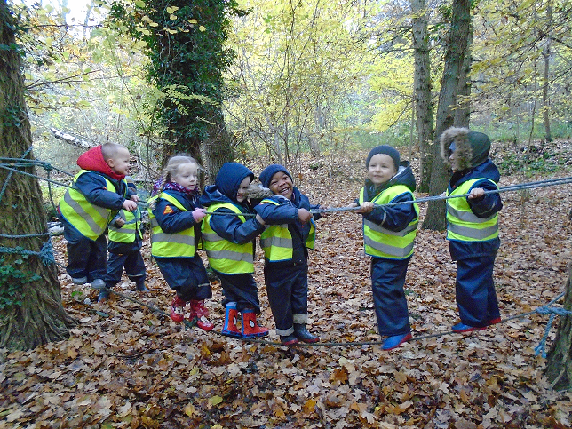 Ofstednews's tweet photo. Join us, and make a difference to the lives of children. Her Majesty’s Inspector, Schools – Curriculum Lead (Languages; Science; Computing; Design and Technology) and Her Majesty’s Inspector, Schools – Early Education – Curriculum Lead. Close 19 Sept: https://t.co/NDIqlX3S5Y https://t.co/EUyMJHYivB