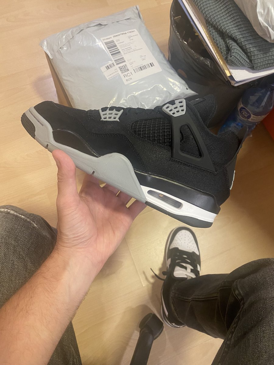 Thanks <a href="/NodeNotify/">Node Notify</a> <a href="/hypelabeu/">HYPELAB</a>