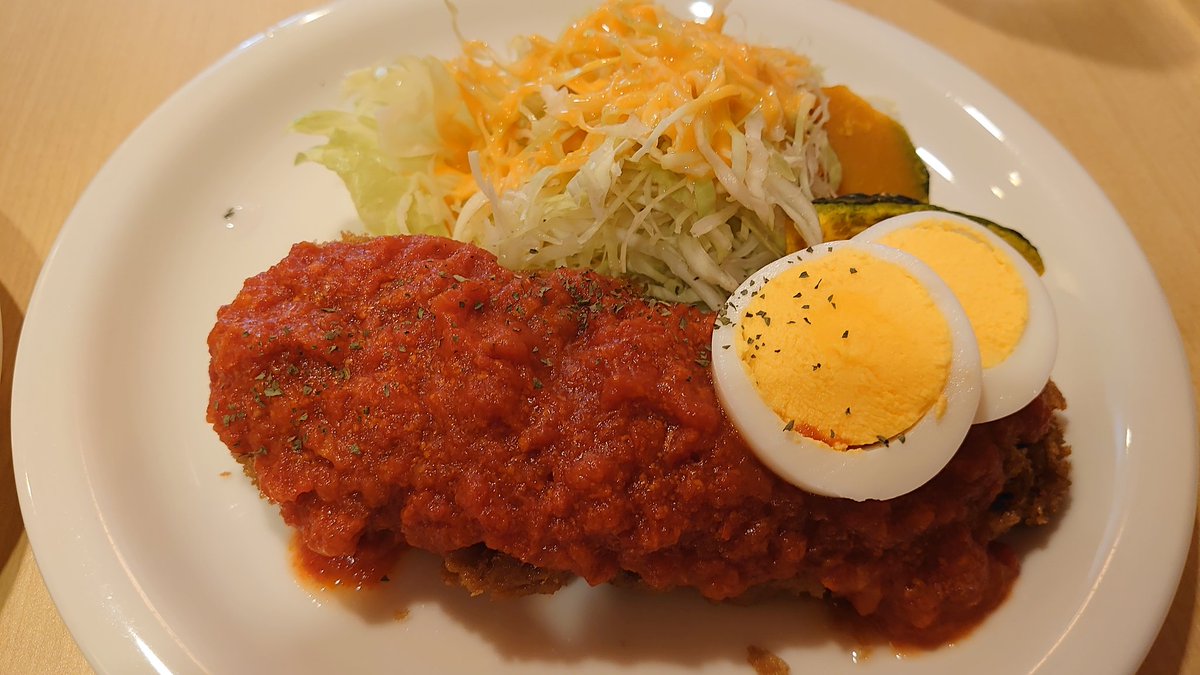 shinchan3181's tweet photo. #ZOOCAFE
トルコライスを食べたいと先週から想い続けているんだけど、
結局、今日は、日替りランチ。
チキンカツのトマトソースかけ。
しかも、始めての店! https://t.co/Ac6vPgvKV8