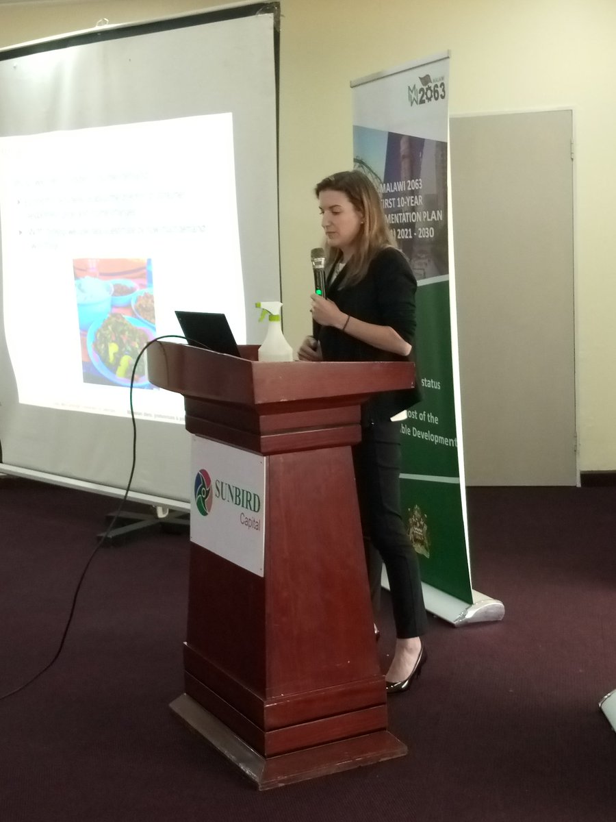 konyangokev's tweet photo. Dr. Ellen McCullough making presentation on Harnessing Food Demand Systems for Improved Nutrition in SSA at the Stakeholders workshop in Lilongwe, Malawi. @BiovIntCIAT_eng @CGKChege @MwapataI @universityofga @ellen_mcc https://t.co/w9ifUvXVuA
