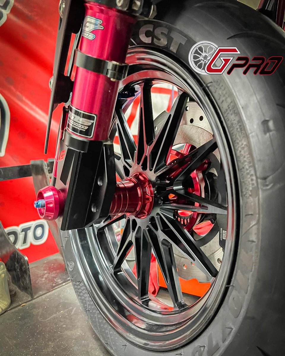 G_protech's tweet photo. Featuring our brand new development, the GT 12 Wheel, it’s so mesmerizing that you would spend the whole day watching them.
.
Get yours now!!!
.
________________
Like - Follow - Share
________________
.
#yamahaforce #yamahaforce155 #SYM #jetsl #jets #jets125 #jetsclub #Nmax https://t.co/0SHkUZEXRl