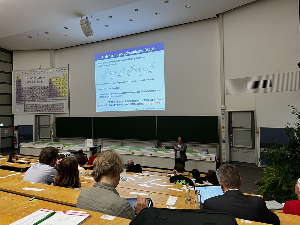 aztul's tweet photo. Insightful lecture by Andreas Marx of @UniKonstanz #ORCHEM22 https://t.co/4uo83plBJp