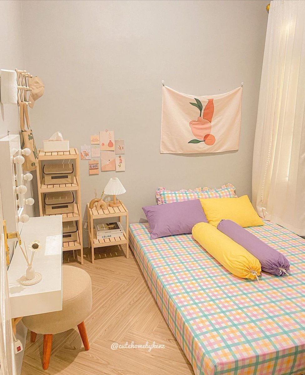 Ide kamar sempit colorful

- A thread -