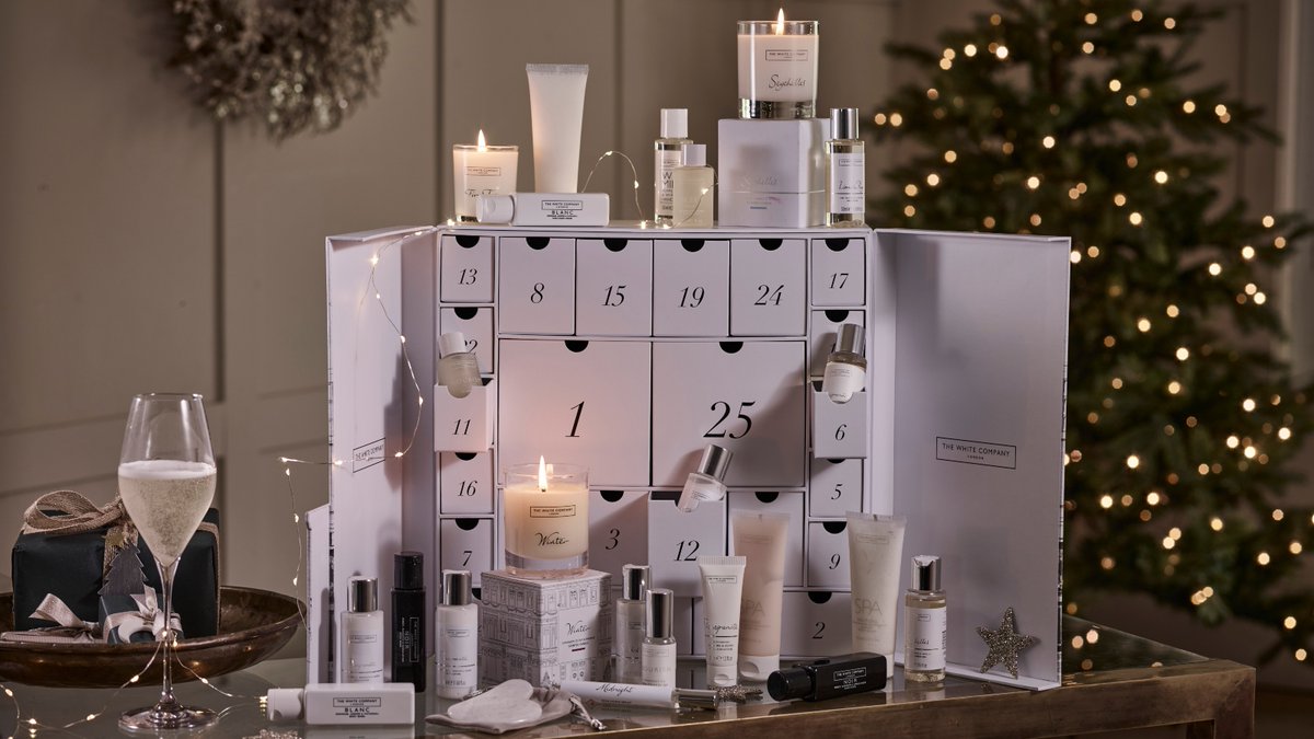 Our bestselling Beauty Advent Calendar is back, with 25 drawers filled gorgeous gifts in favourite scents (including iconic Winter). Be quick – they won't be around for long bit.ly/3RG2Jgb