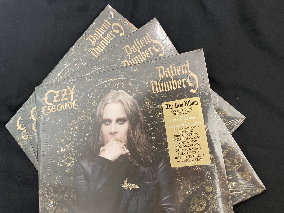 DarkEarthMetal's tweet photo. Morning #moshers 🤘🏻
Look who’s just arrived…
#Ozzy #PatientNumber9 #PrinceOfDarkness #HeavyMetal #BlackSabbath #ColouredVinyl #LimitedEdition #IndieRecordShop #LoveVinyl https://t.co/MxdKdM1Gbt
