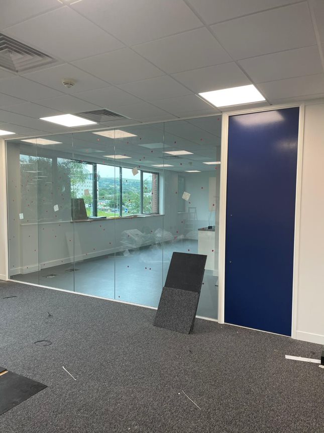 Firstcom Europe tweet media