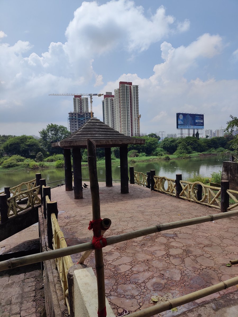 arunspatole's tweet photo. @pcmcindiagovin @PCMCSarathi 
Great Visarjan arrangments... This will help keeping rivers clean... The river and visarjan area around looks clean even after couple of days of visarjan 👍👍... This was at wakad... Thanks. https://t.co/G4v62J8IGT