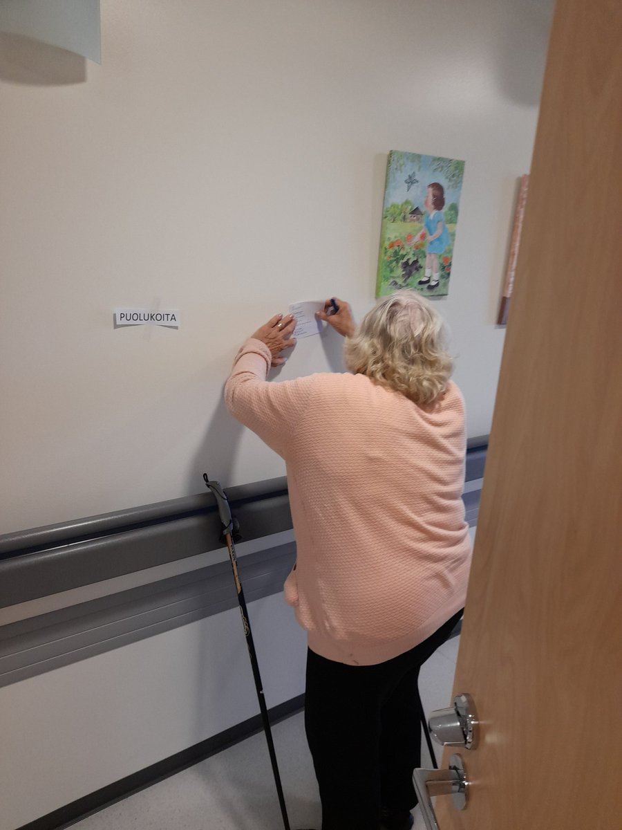 Markunkoti1's tweet photo. Markunkodin metsästä löytyy...12 eri asiaa...liikunnan, yhteistyön ja aivotyöskentelyn aktivointia. Käytävillä ruuhkaa ja puheen sorinaa.🦌🍁🌲#markunkoti, #aktivointi #yhteistyö #motivaatio https://t.co/khzmyjXGuH