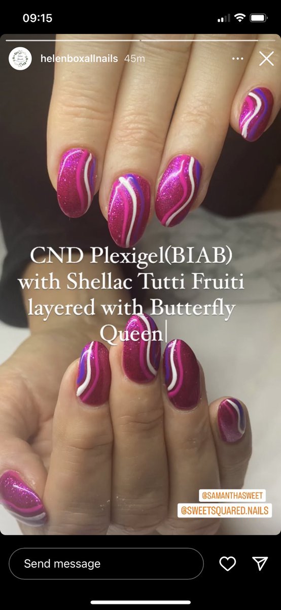 When your nails accidentally match the colours of your favourite team!!  <a href="/LightningRugby/">Loughborough Lightning Rugby ⚡️</a> <a href="/sarah_hunter8/">Sarah Hunter</a> <a href="/EmilyScarratt/">Emily Scarratt</a> <a href="/SadiaKabeya/">Sadia Kabeya</a>