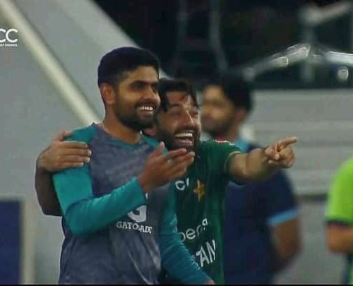 Zohaib1981's tweet photo. Rizwan replace Babar as World #1T20 batsman.
@iMRizwanPak deserve top position now. https://t.co/6YNnSySIvG