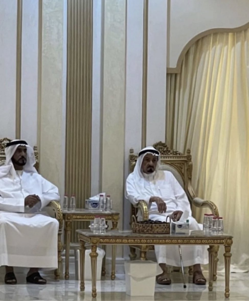 999Alketbi's tweet photo. صاحب السمو الشيخ سلطان بن محمد القاسمي حاكم الشارقة 
وصاحب السمو الشيخ حميد بن راشد النعيمي حاكم عجمان 
يقدمان واجب العزاء في وفاة هويدن بن معضد #الكتبي https://t.co/ji4dm7Dx0T
