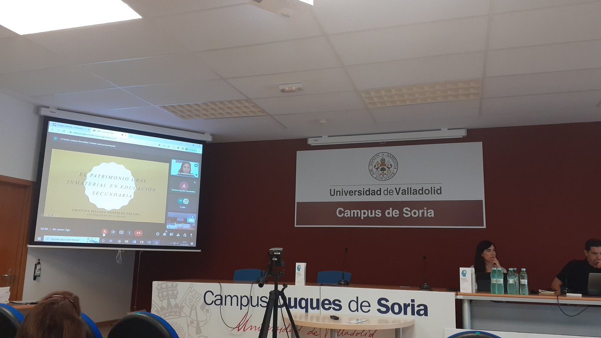 StellaStellae's tweet photo. Cristina González, Universidad de La Rioja, habla de patrimonio oral inmaterial dentro del aula de Secundaria #EPACVI https://t.co/X6jyON8jOX