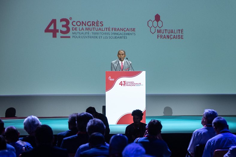 EChenut's tweet photo. #MutCongrès2022 
Nous pouvons, nous voulons, nous devons construire et inventer ensemble les protections dont nous aurons besoin face aux défis d’une société en plein bouleversement. 
#santé #Protectionsociale https://t.co/LBDxbxEdSH