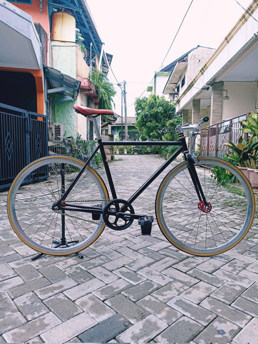 AjongDragon's tweet photo. wts fullbike airwalk basic size 52
1500k tangerang #fnfjb https://t.co/lWWi2giEjj