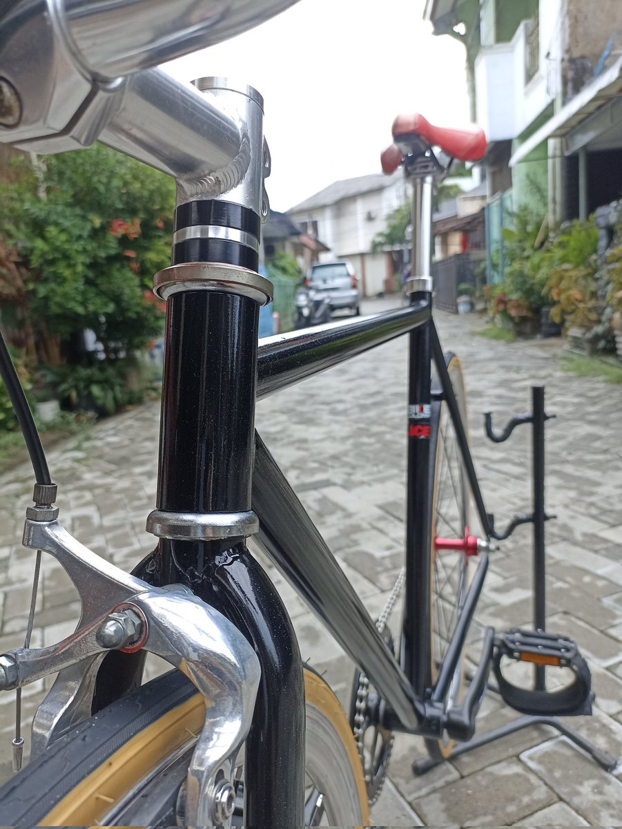 AjongDragon's tweet photo. wts fullbike airwalk basic size 52
1500k tangerang #fnfjb https://t.co/lWWi2giEjj