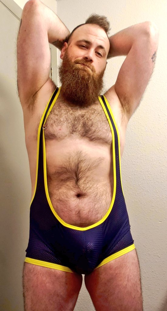 xXSIDEofBACONXx's tweet photo. Found out recently a FWB has a REALLY BIG wrestling fetish! Ordered this the night I found out and it just came in the other day. I'm super excited to surprise him by showing up at his place wearing this. He has no idea I bought a new singlet just for him. https://t.co/8ioTQ6VTL4