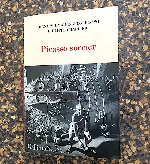 Évènement signature avec Philippe Charlier et Diana Widmaier-Ruiz-Picasso à la <a href="/GalerieFlak/">Julien Flak</a>, ce jeudi 8 septembre de 17h à 19h, pour dédicacer leur ouvrage « Picasso Sorcier ».
-
Galerie Flak, 8 rue des Beaux arts, Paris VI
-
#PDM2022 : Paris, Saint-Germain-des-Près, 6-11 Sept.