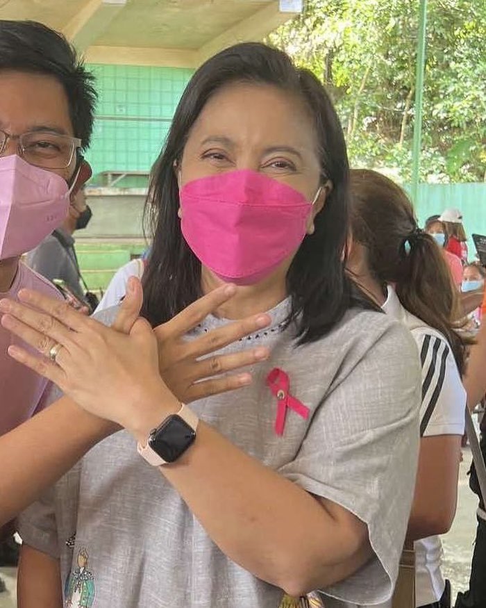 lenikikoo's tweet photo. What a cutiee @lenirobredo https://t.co/JnTyCAAEZU