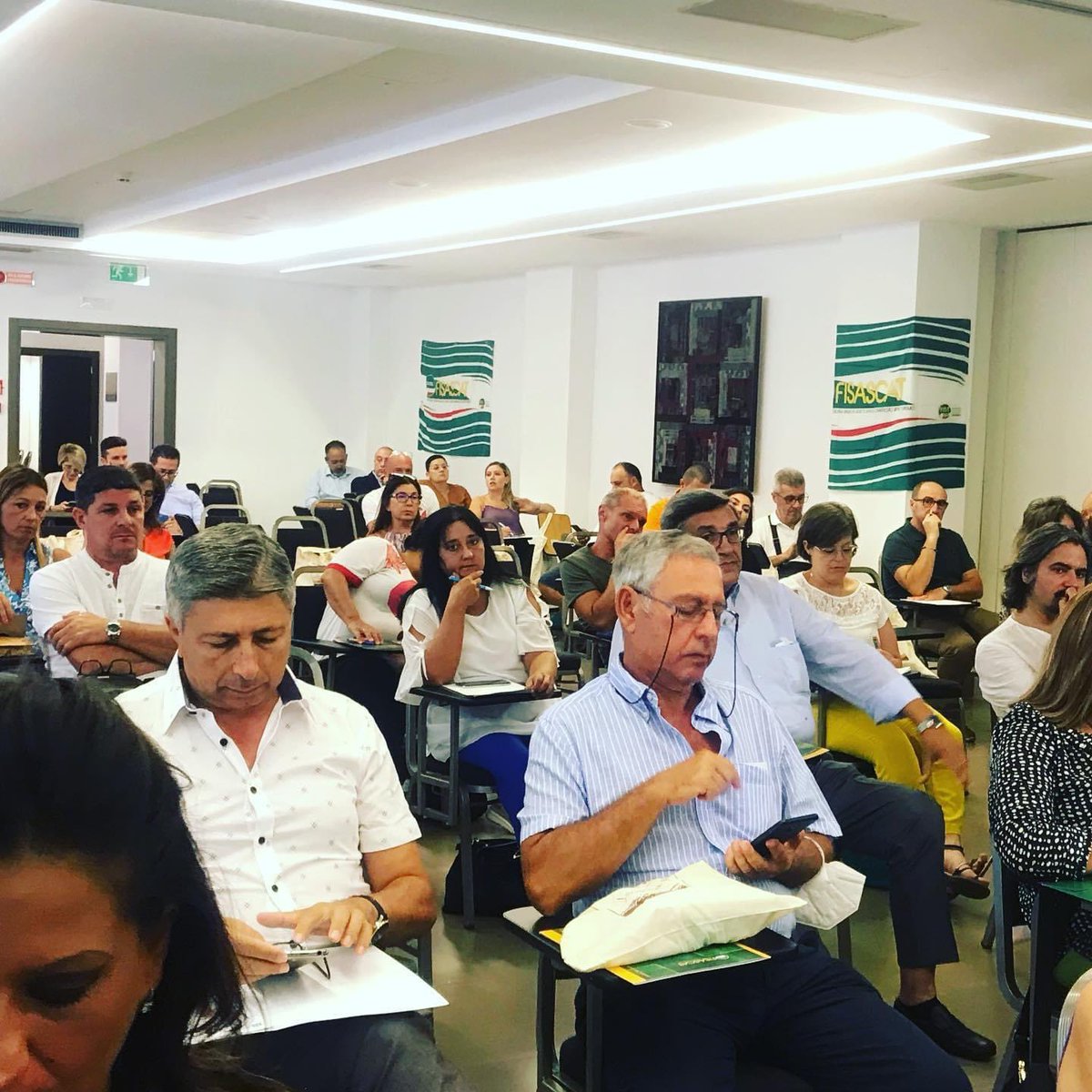 FisascatCisl75's tweet photo. #Bilateralità e #Welfare, al via a Bari l’ultimo dei tre seminari promossi dalla #FisascatCisl

Le immagini della giornata di confronto 👉 https://t.co/4cTaWMrtGK https://t.co/HlanR8gOfa