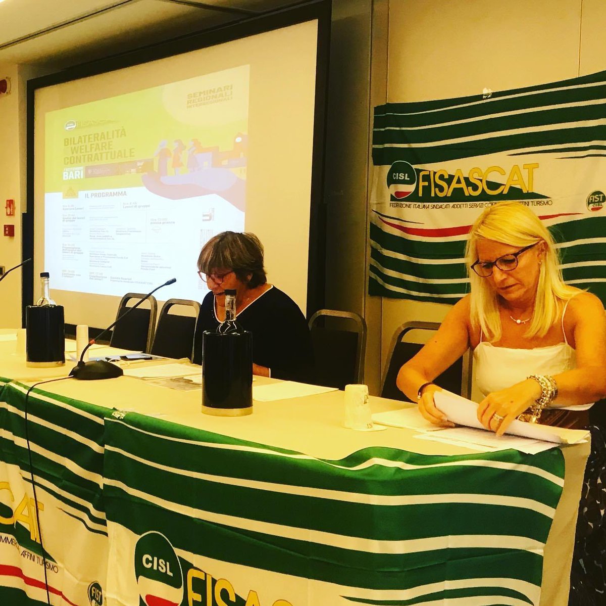 FisascatCisl75's tweet photo. #Bilateralità e #Welfare, al via a Bari l’ultimo dei tre seminari promossi dalla #FisascatCisl

Le immagini della giornata di confronto 👉 https://t.co/4cTaWMrtGK https://t.co/HlanR8gOfa
