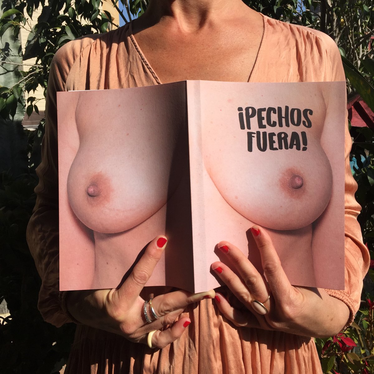 School_Feminism's tweet photo. ¡Pechos Fuera!
Un manifiesto por la libertad de todos los cuerpos y contra la censura y discriminación del pecho femenino en las redes.
https://t.co/DZ7wvSaYWb
#PechosFuera #StopNippleCensorship #FreeTheNipple https://t.co/LXp8adLr9s