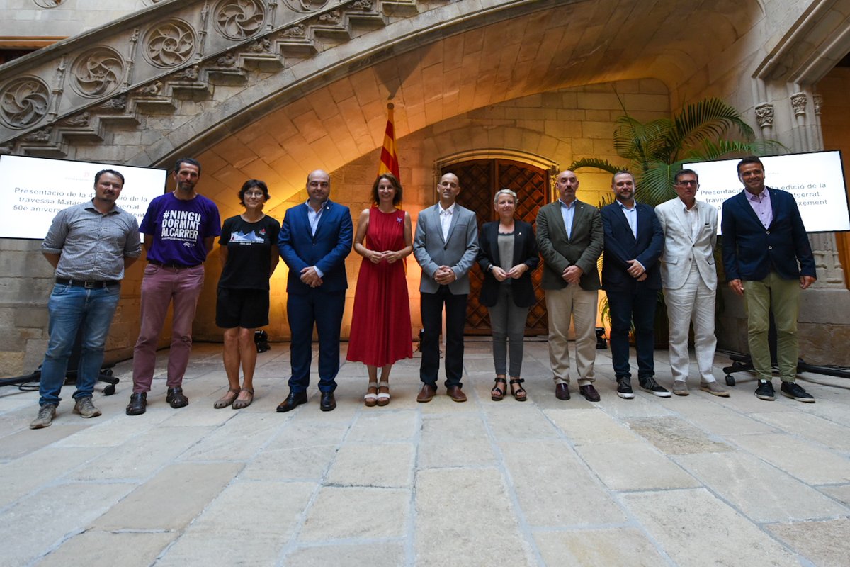 cegraciacat's tweet photo. RT TravessaMm: RT @FEEC_cat: Una @TravessaMm amb gust a centenari. 

Presentada la 43a edició de la Matagalls-Montserrat en l'any del 💯 del @cegraciacat
 
➕ INFO ➡️https://t.co/F0jDpH5B9Z

#sentlamuntanya #sommuntanya #mn22 https://t.co/qCh1XnhEgw