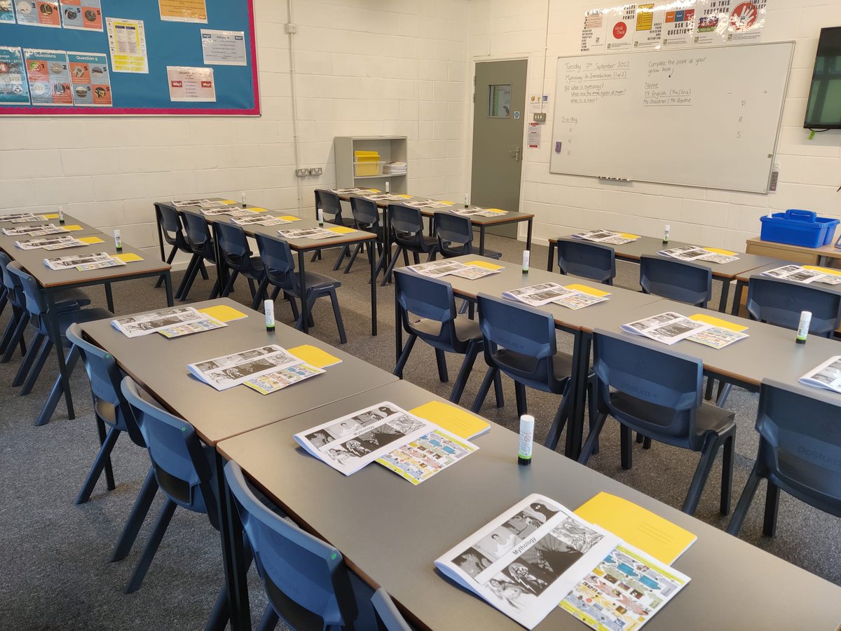 PRS_English's tweet image. Welcome Year 7! We are ready for you! Can't wait to meet you! Let the learning begin 📚🎉@PrincesRisbSch #mythology