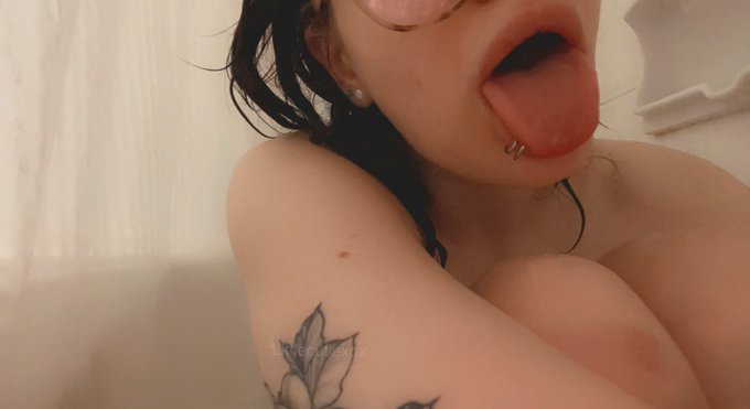 Overwhelmed https://t.co/wISfpt7y7U