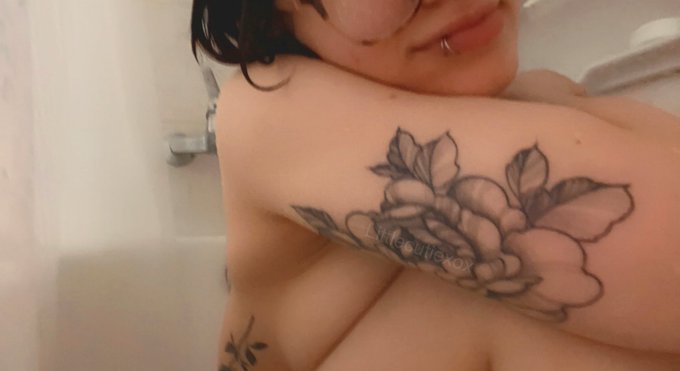 Overwhelmed https://t.co/wISfpt7y7U