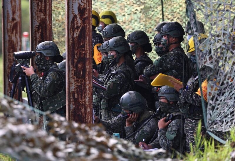 SBIenglish's tweet photo. Taiwan: French lawmakers arrive amid escalating tensions https://t.co/GFjBUOTSRO