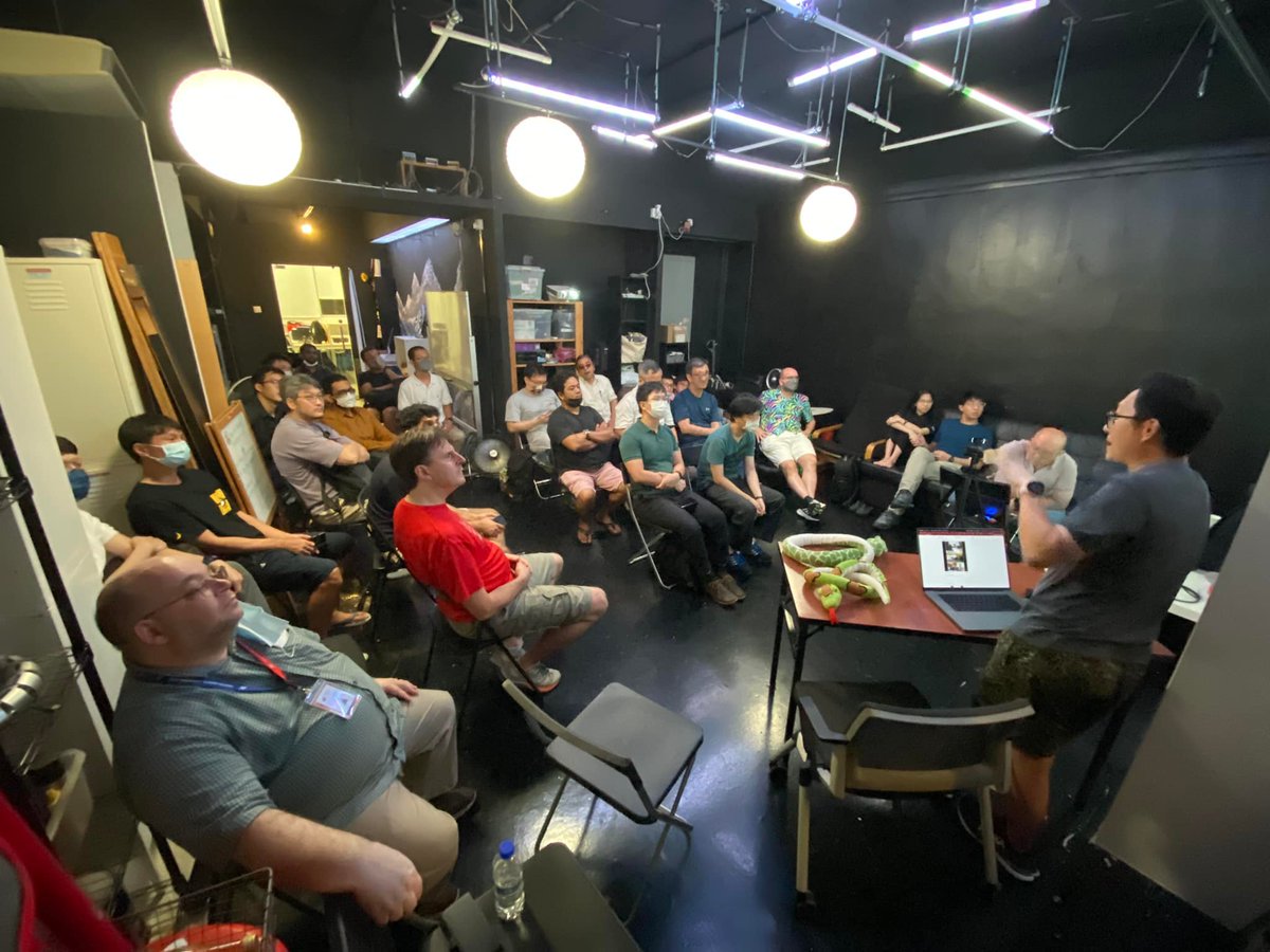 BHamadicharef's tweet photo. Good crowd last night for the return of #Hackware meeting https://t.co/OS0NDwrdrU