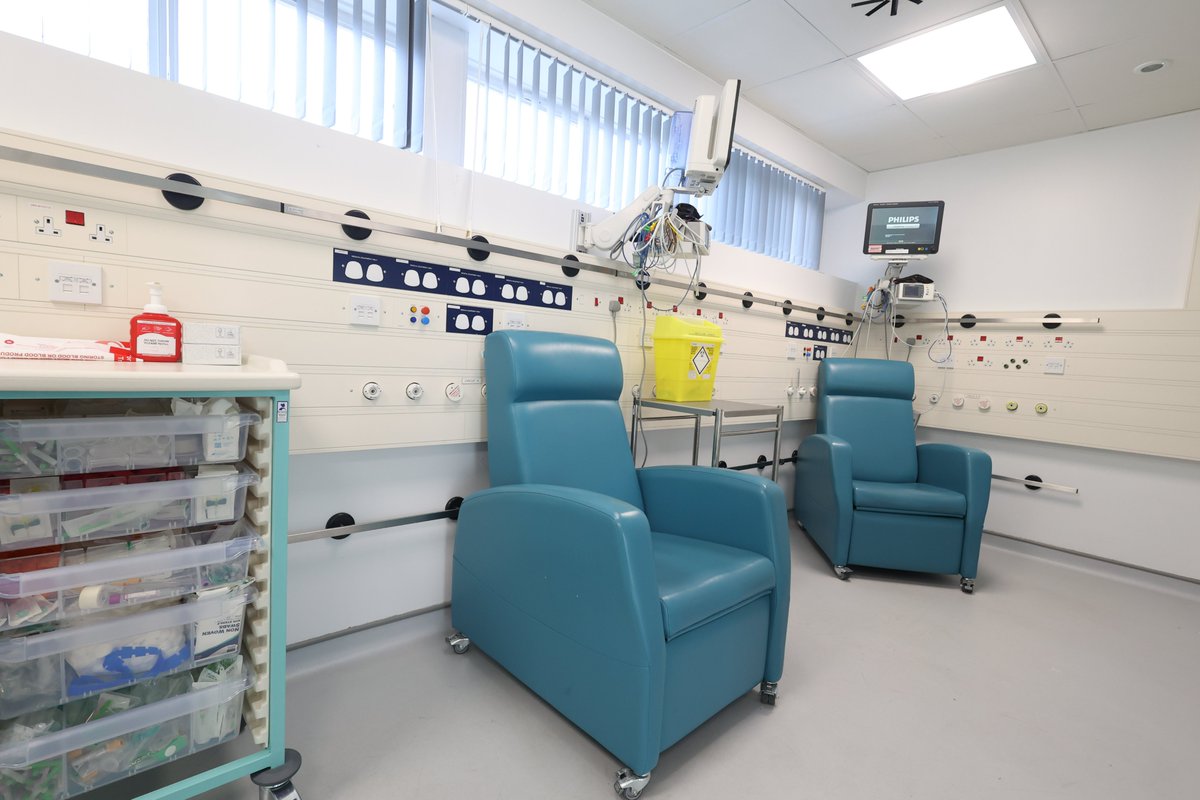 AneurinBevanUHB's tweet photo. We’re delighted to attend the opening ceremony of the Clinical Research Centre in the Royal Gwent Hospital with @ResearchWales where our @CEOabuhb Nicola Prygodzicz will be unveiling the new research facility brought about by Gwent’s contribution to the fight against Covid-19. https://t.co/WvAvJyPaBy