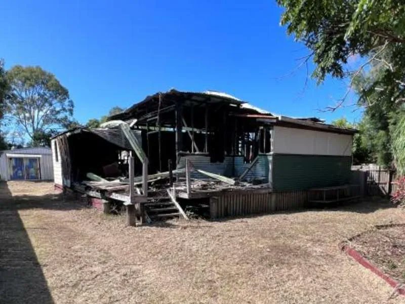 QLD house gutted by fire sells for a bargain #property #realestate #investing  - buff.ly/x5nkyh buff.ly/3KQ98Du