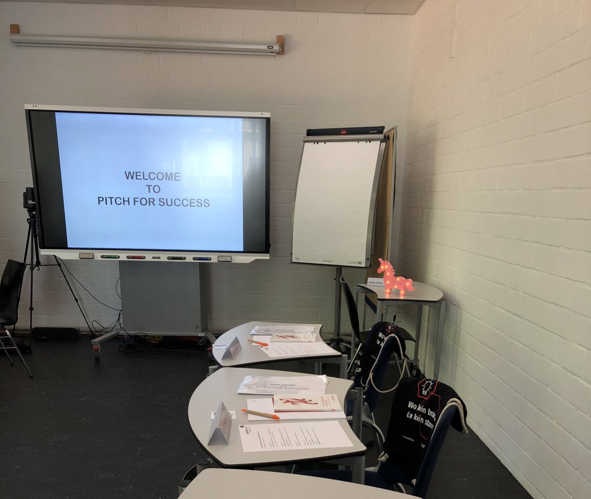 ShiftingContent's tweet photo. To Kick off the Co-Creation Workshop, the #cosh22 startups receive a pitch training to prepare them for the finale at @Book_Fair https://t.co/lj5PdGircm