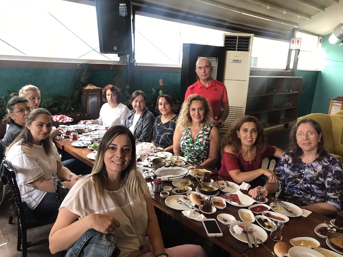 tbal55's tweet photo. Teşekkürler Tülay Başaran Anadolu lisesi, yakışanı yaptık.#sezonastart https://t.co/oVVnKKW0dM