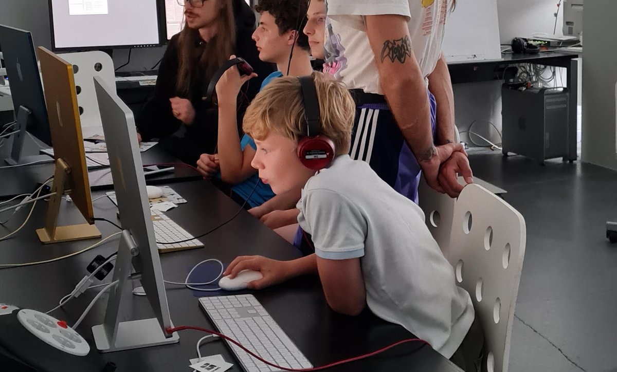 Nordstadtblog's tweet image. Bewegen, Experimentieren, kreativ sein in #Dortmund: Das ist das #Herbstferienprogramm im @dortmunder_u 

#Kultur #Kreativität #Ferienspiele #Herbstferien nordstadtblogger.de/dortmunder-kul…