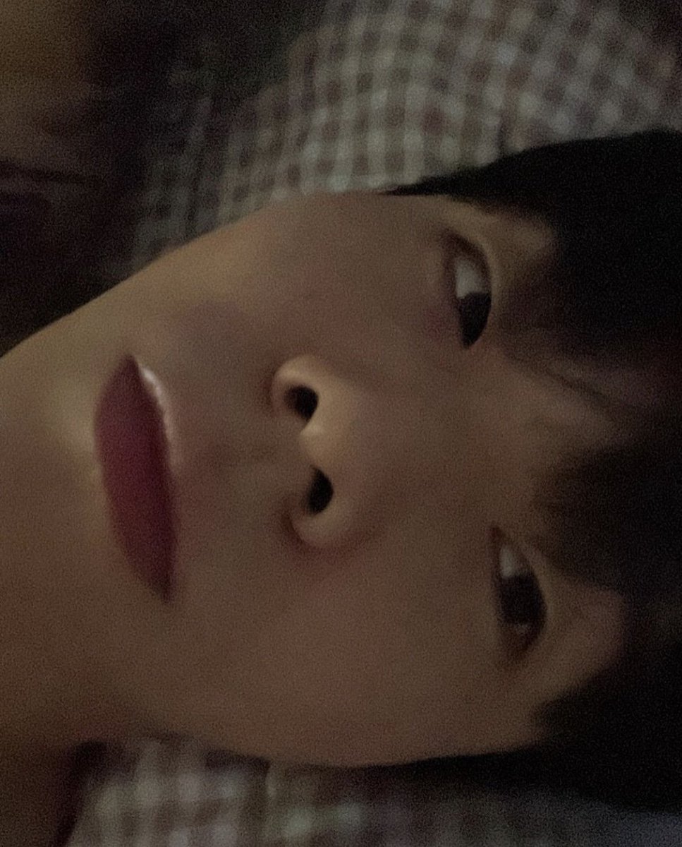 hwxoun's tweet photo. 볼 존나 말랑말랑 할거같음...웅냥냥스럽다.. https://t.co/40XQ5UWOsI