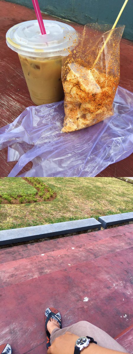 wisha_85's tweet photo. Dulu saya hamburkan uang cuma” 
Hanya untuk kesenangan semata dan sesaat.. tidak meninggalkan bekas apa apa untukku sekarang. 
Uang 7 ribu itu tidak aku lihat, sekarang sangat berarti untuk ak.. https://t.co/GmoLHirM2g