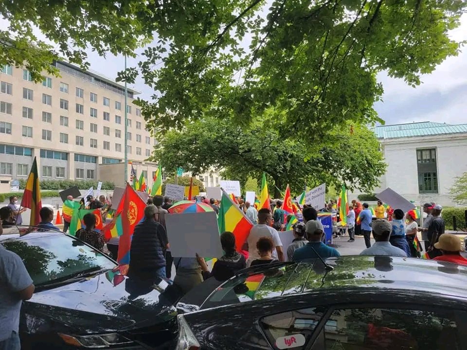 DGETISA2's tweet image. ከልብ እናመሰግናለን!!
 በአሜሪካ የሚትኖሩ ወገኖቻችን እንደተለመደው እውነታውን ያስተጋባችሁበት ሰላማዊ የድጋፍ ሰልፍ በእጅጉ የሚደነቅ ነው። ኢትዮጵያዊ የአንድነት መንፈስን በማጥበቅ በዓለም አደባባይ ድምፅ በመሆናችሁ በእጅጉ ኮርተንባችኋል።