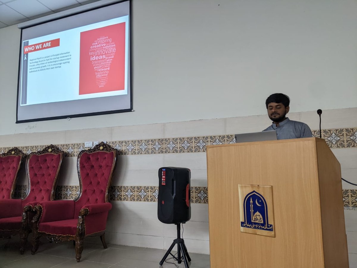 RegionalPlan9's tweet photo. #RegionalPlan9 #Bahawalpur conducted an awareness session for its #ThirdCohort inย different departments of theย Islamia University of Bahawalpur. Zohaib Hassan has delivered sessions in the Department of IT, AI, College of Engineering & Technology, & Science Faculty https://t.co/YDrcPgOSQN
