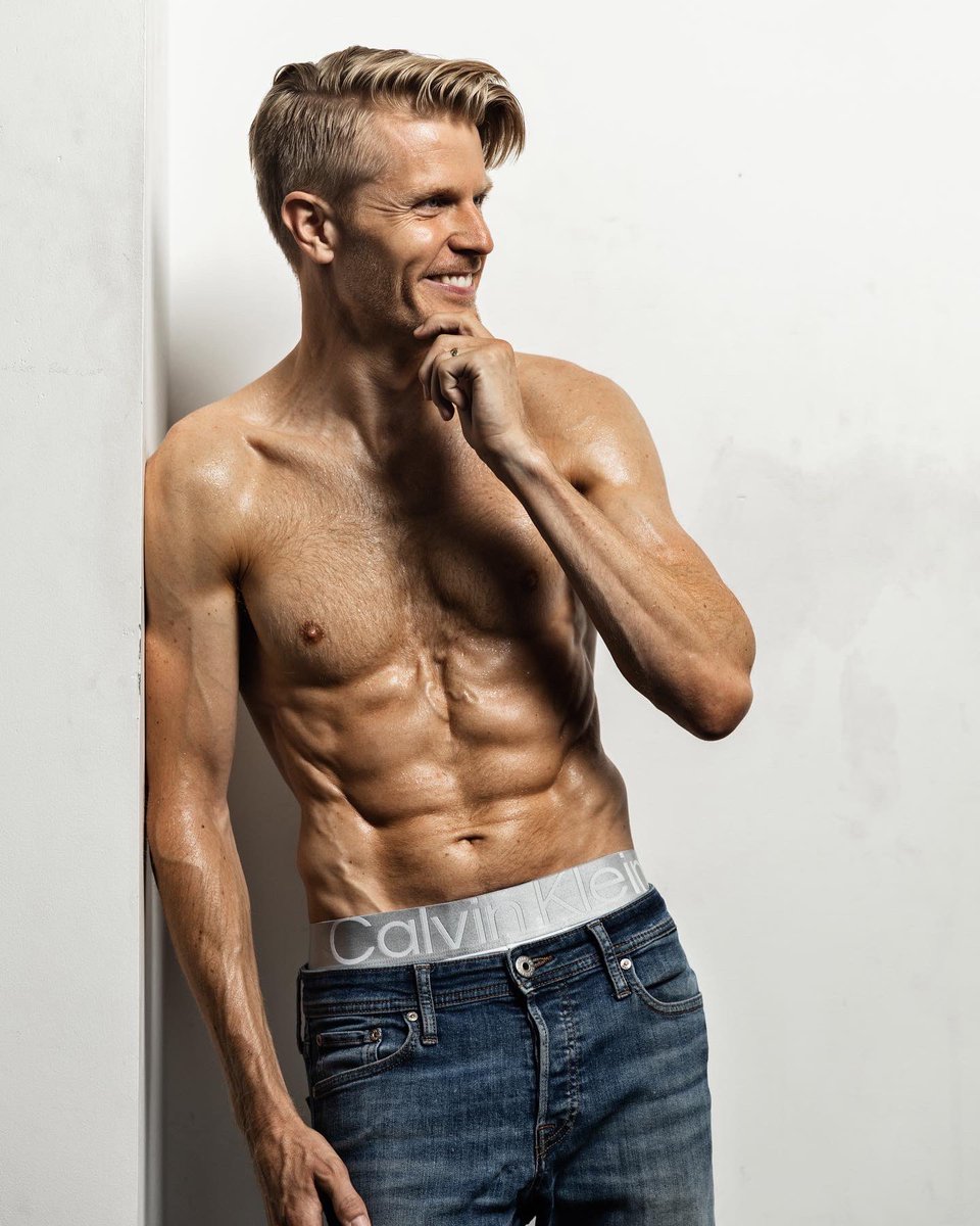 Simon Schofield tweet media